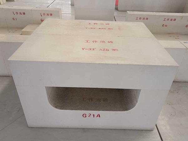 FUSED-CAST-BLOCK-03.jpg